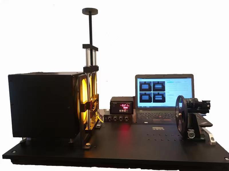 卧式光(guāng)彈測試儀.jpg 卧式光(guāng)彈測試儀.jpg