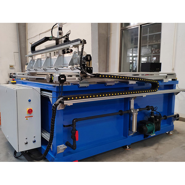 圖片包含 室內(nèi), 工(gōng)具, 藍(lán)色, 房(fáng)間(jiān)AI 生(shēng)成的(de)內(nèi)容可(kě)能(néng)不(bù)正确。